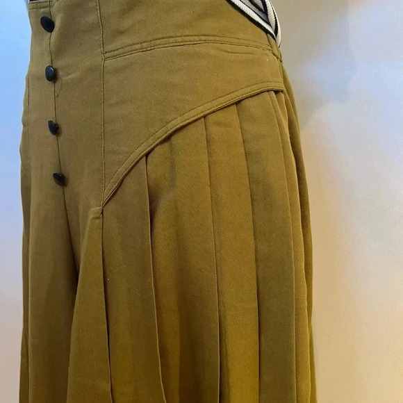 Wide Leg Olive Pants - Picture 3 of 9